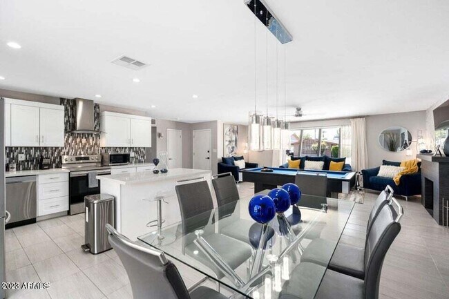 Foto del edificio - 8750 E Starlight Way