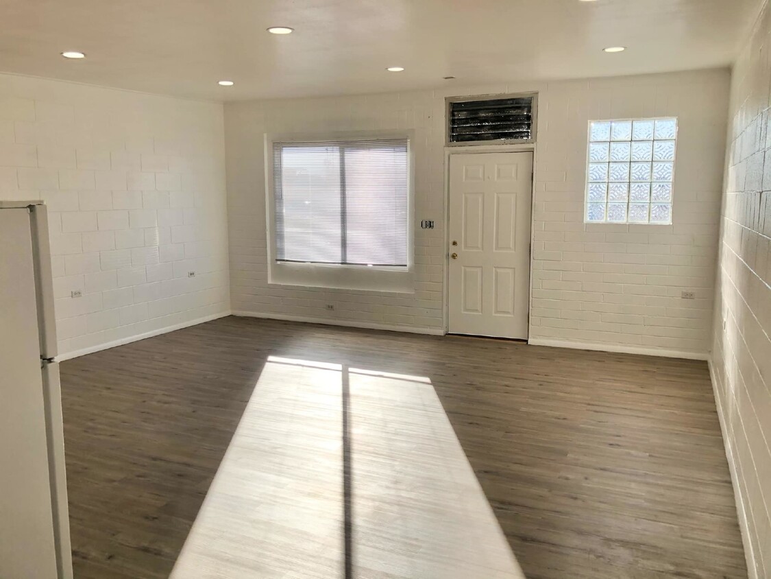 Primary Photo - "Affordable Studio Living in the Heart of ...
