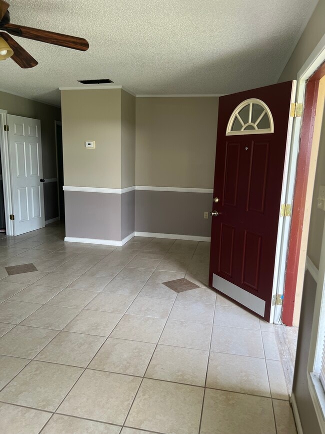 Foto del edificio - 442 Georgia Ave