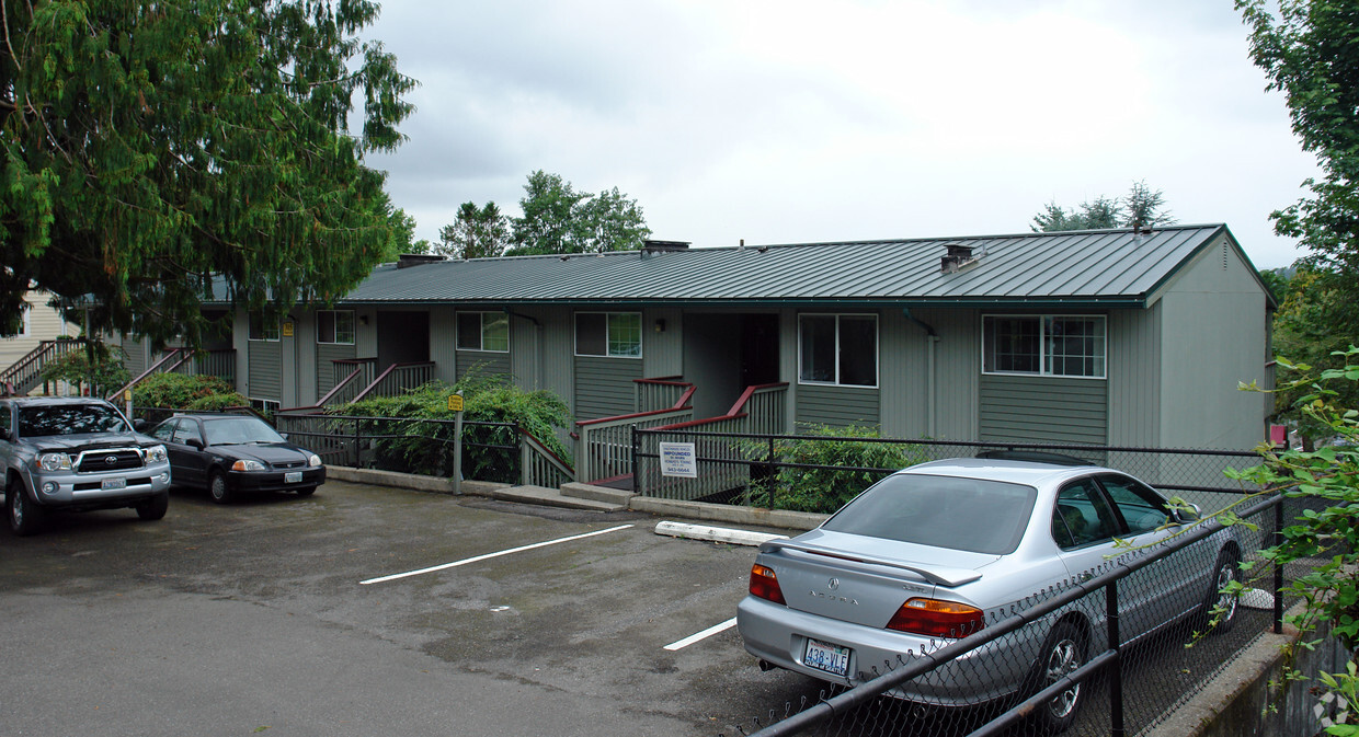 Building Photo - Bayview Apartments