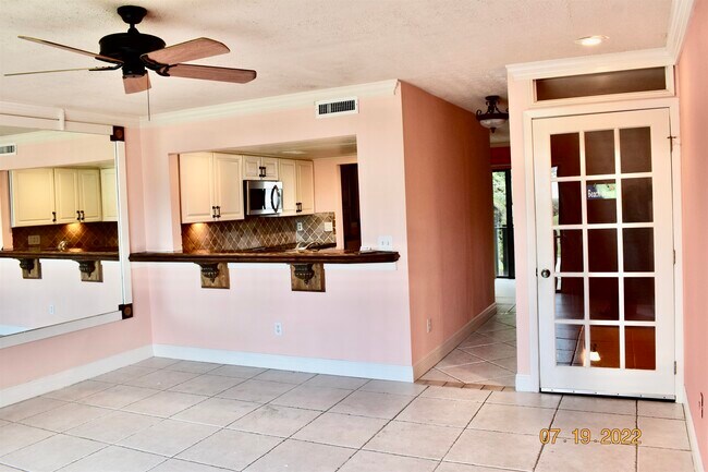 Foto del edificio - 3145 Coastal Hwy