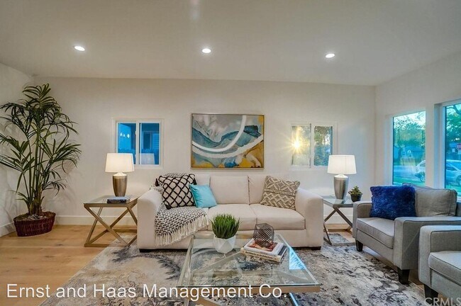 Foto del edificio - 3 br, 3 bath House - 5408 Abbeyfield St.