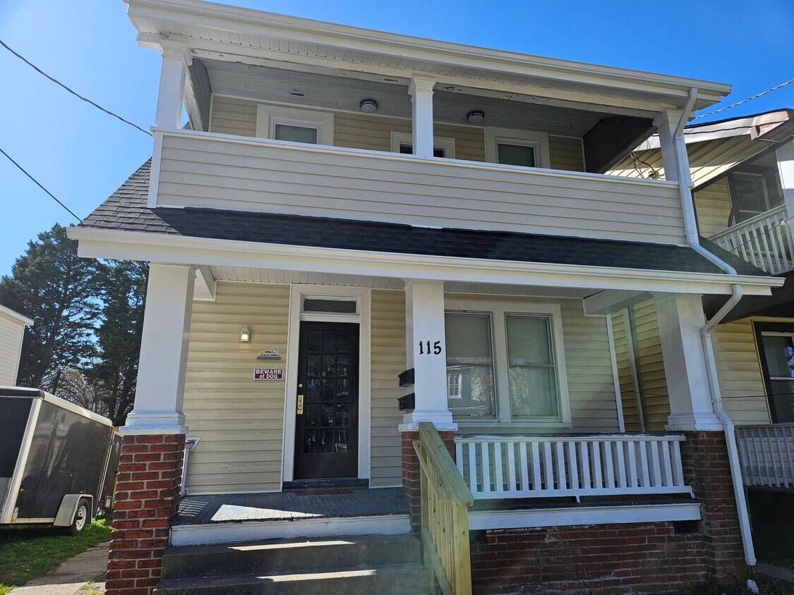 Foto principal - 115 E 39th St