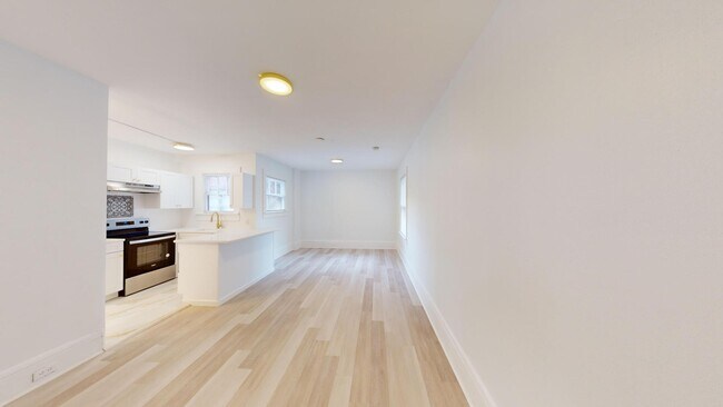 Foto del edificio - 2331-2335 Riverside Ave - 2331-3(R)