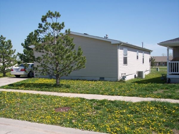 Primary Photo - 805 Wilderness Dr