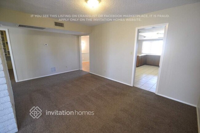 Foto del edificio - 8332 N 50th Dr