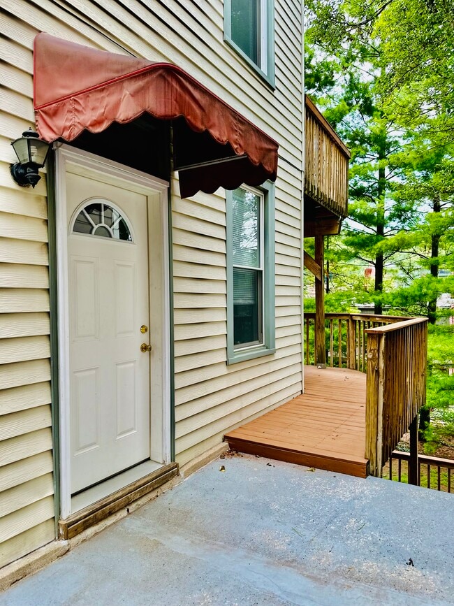 Building Photo - 982 Hatch St