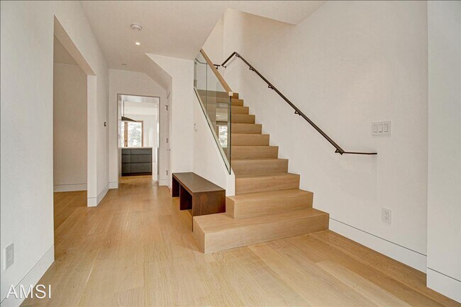 Foto del edificio - 5 br, 4.5 bath House - 4524 25th St