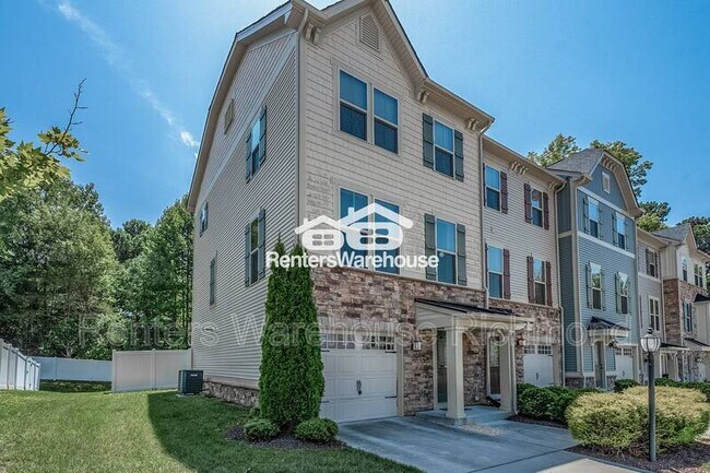 Building Photo - 4223 New Hermitage Dr