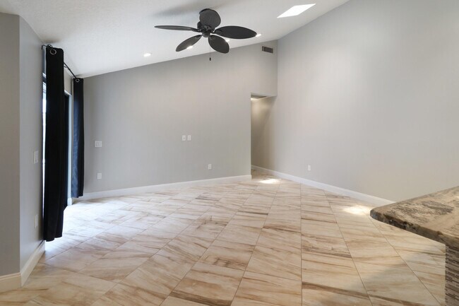 Building Photo - 9713 Boca Gardens Pkwy