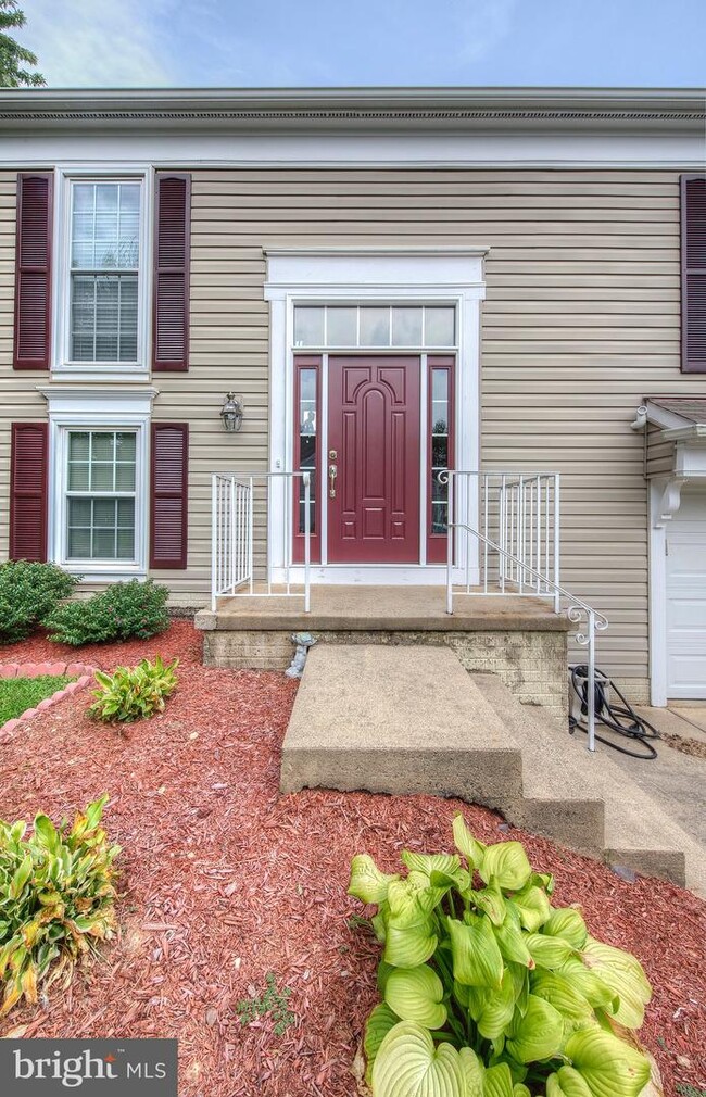 Foto del edificio - 17 Banbury Ct