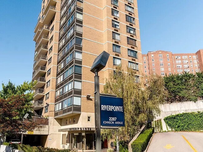 Building Photo - 2287 Johnson Ave