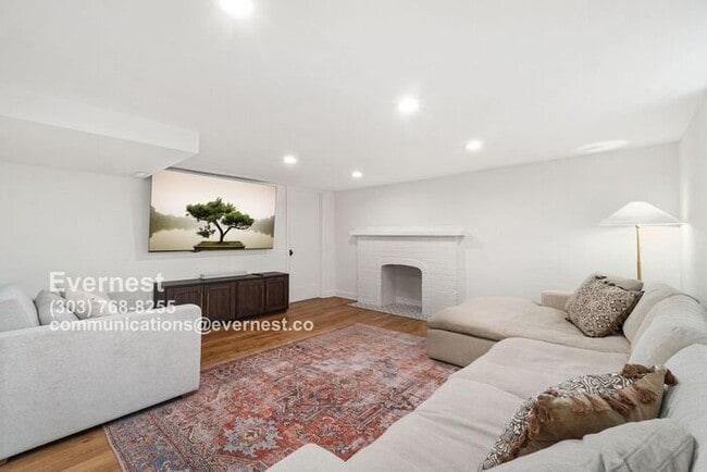 Building Photo - Spacious 4-Bedroom Home with Basement, Pat...