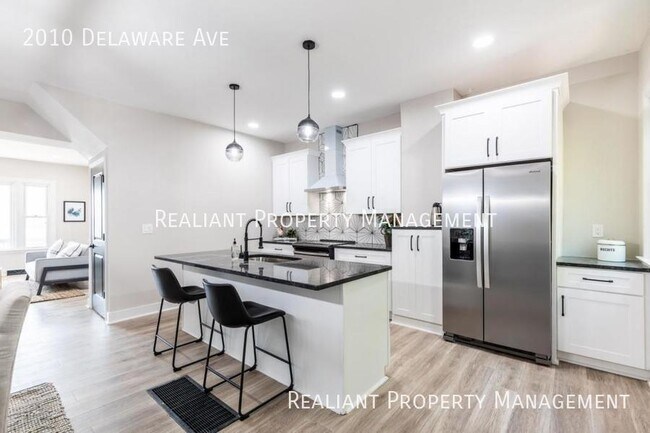 Foto del edificio - 2010 Delaware Ave