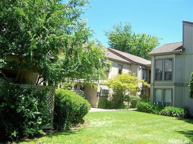 Building Photo - Greer Place Apartments