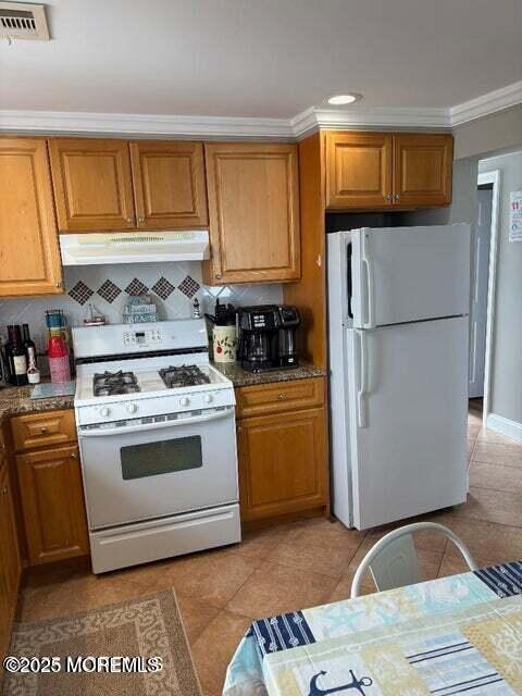 Foto del edificio - 217 Blaine Ave