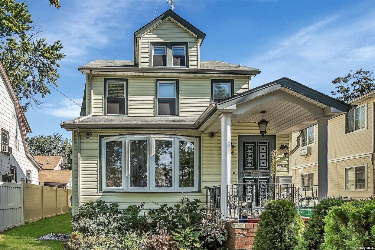 Foto principal - 225-11 137th Ave