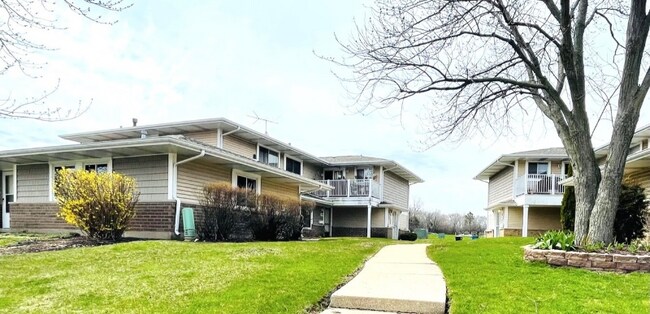Foto del edificio - 1451 Fremont Dr
