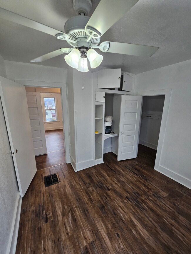 Foto del edificio - 119 Mosley St