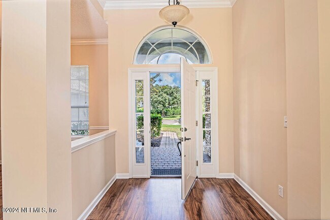 Foto del edificio - 1207 S Campania Ct