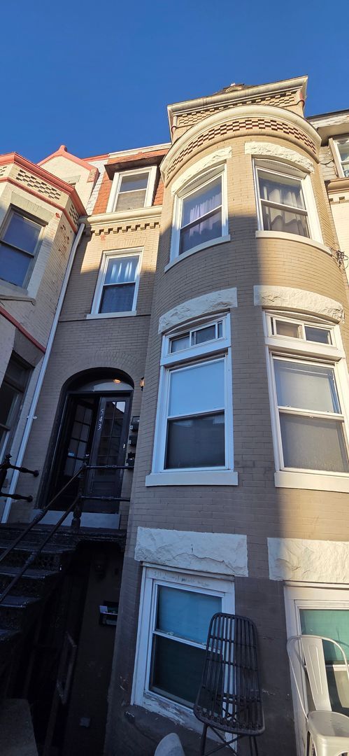 Foto del edificio - 543 Florida Ave NW