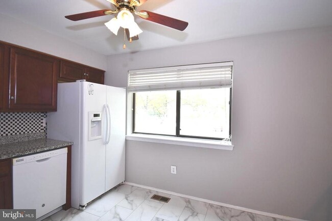 Building Photo - 7106 Winter Rose Path