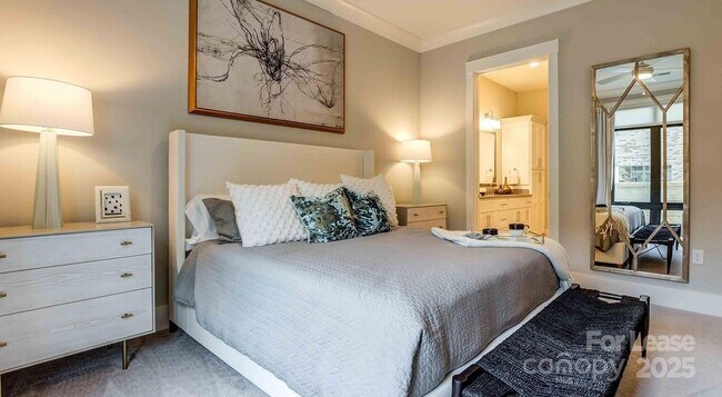 Foto del edificio - 2426 Vail Ave