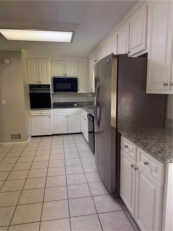 Foto del edificio - 2830 Idlewood Dr