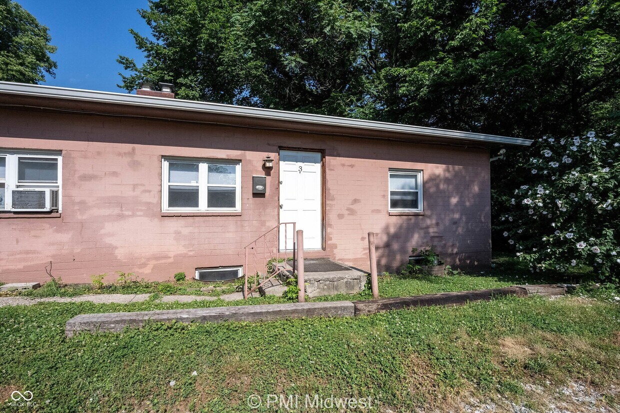 Primary Photo - 524 W 23rd St