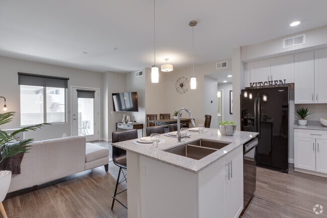 2HAB, 2BA - 951 ft² - The Premiere at Dana Park