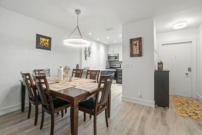 Foto del edificio - 2687 Emory Dr W