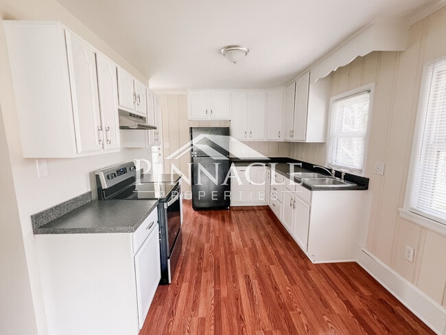 Building Photo - 117 Richeson Dr