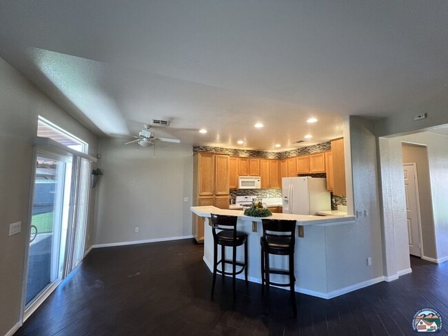 Foto del edificio - 1220 Mc Millin St