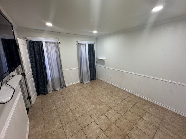 Foto del edificio - 7806 Grizzley Dr