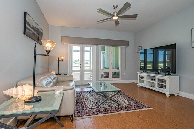 Foto del edificio - 5025 Harmony Cir