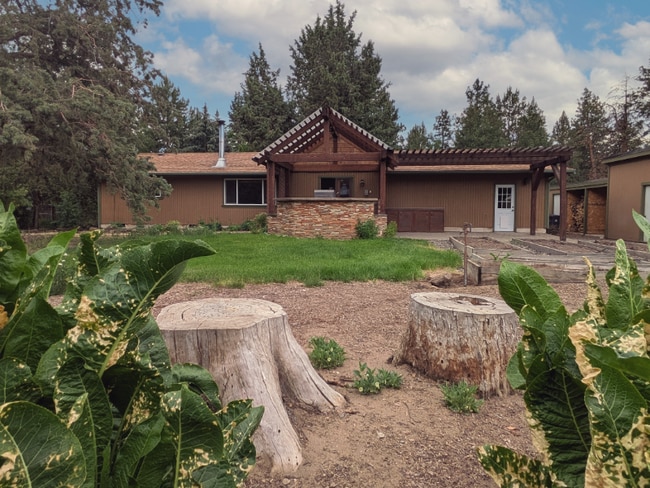 Building Photo - 20952 Desert Wood Dr