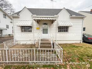 Building Photo - 1853 15th St SW