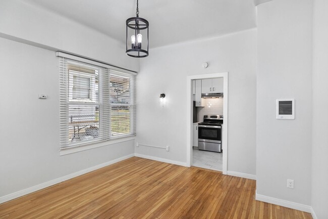 Foto del edificio - Great Hillcrest Studio