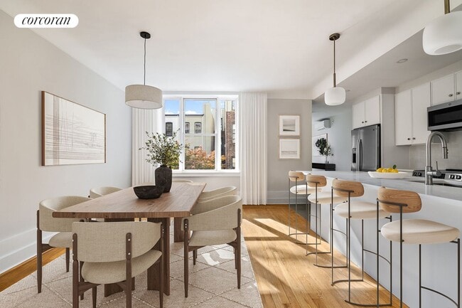 Building Photo - 608A 3rd St.