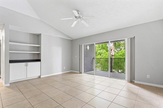 Building Photo - Cortland Pembroke Pines