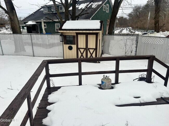 Foto del edificio - 206 Stoodley Pl