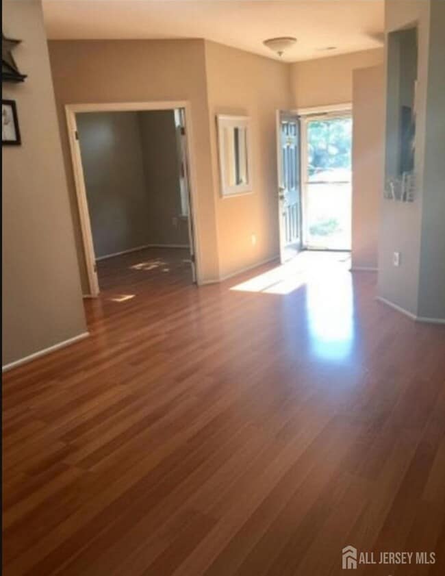 Building Photo - 3081 Cypress Ct
