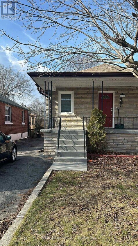 Primary Photo - 54 Twenty Third St