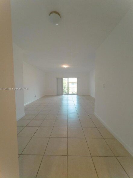 Foto del edificio - 13335 Arch Creek Rd
