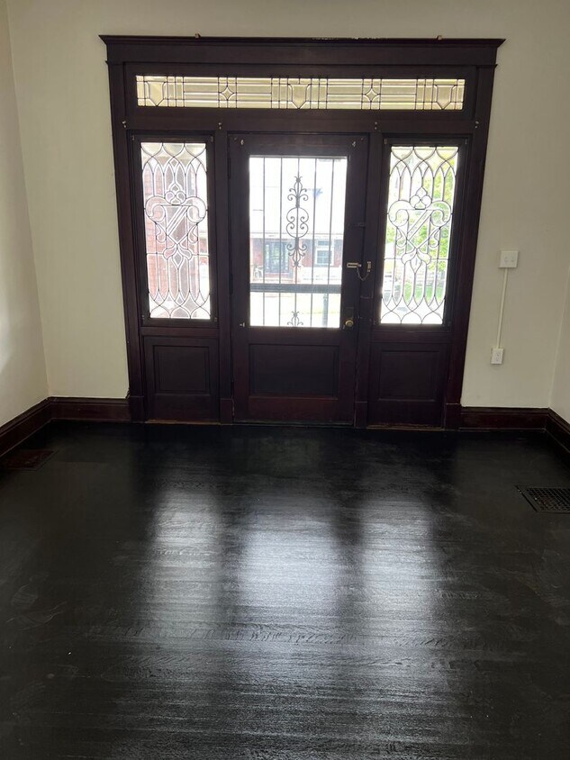 Foto principal - 3471 Trimble Ave