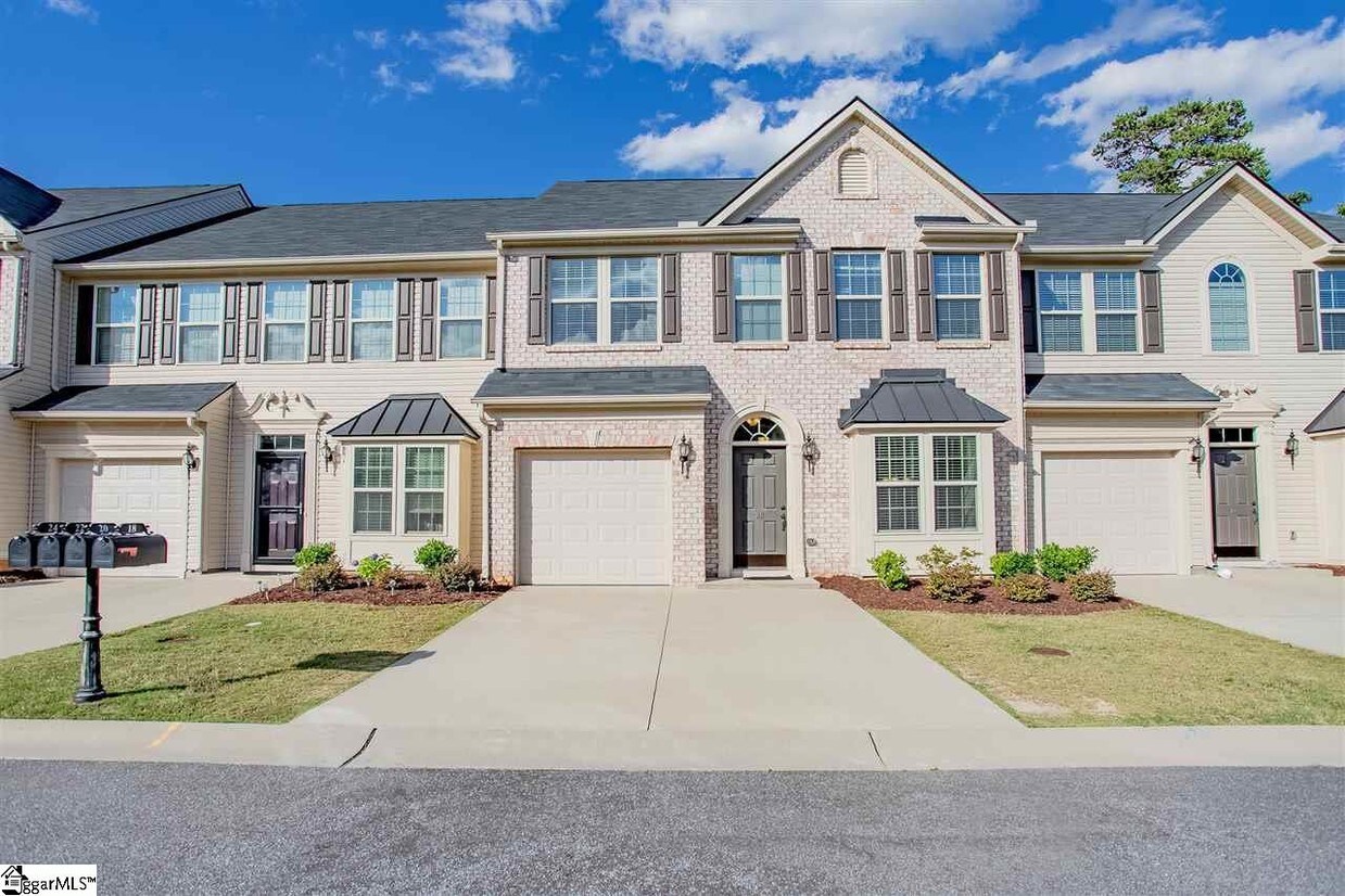 20 Fairchild Way, Greenville, SC 29607 Condo for Rent in Greenville