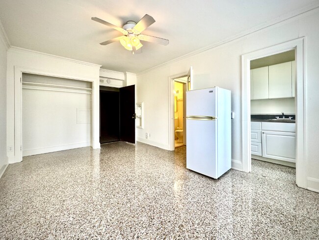 Foto del edificio - 1104 N Marshall St
