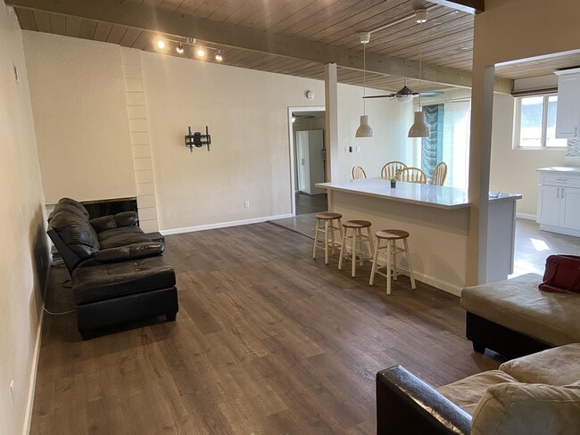 Foto del edificio - 4938 54th St