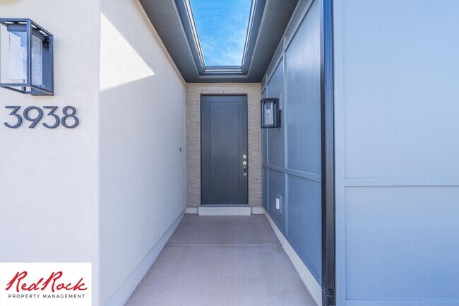 Foto del edificio - 3 Bedroom Single-Level Townhome In Cottonwood - Small Dog Friendly!