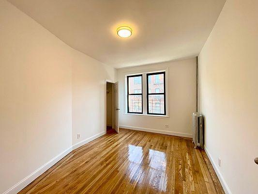 Building Photo - 1 bedroom in BRONX NY 10453